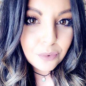 Meet your Posher, Daniela